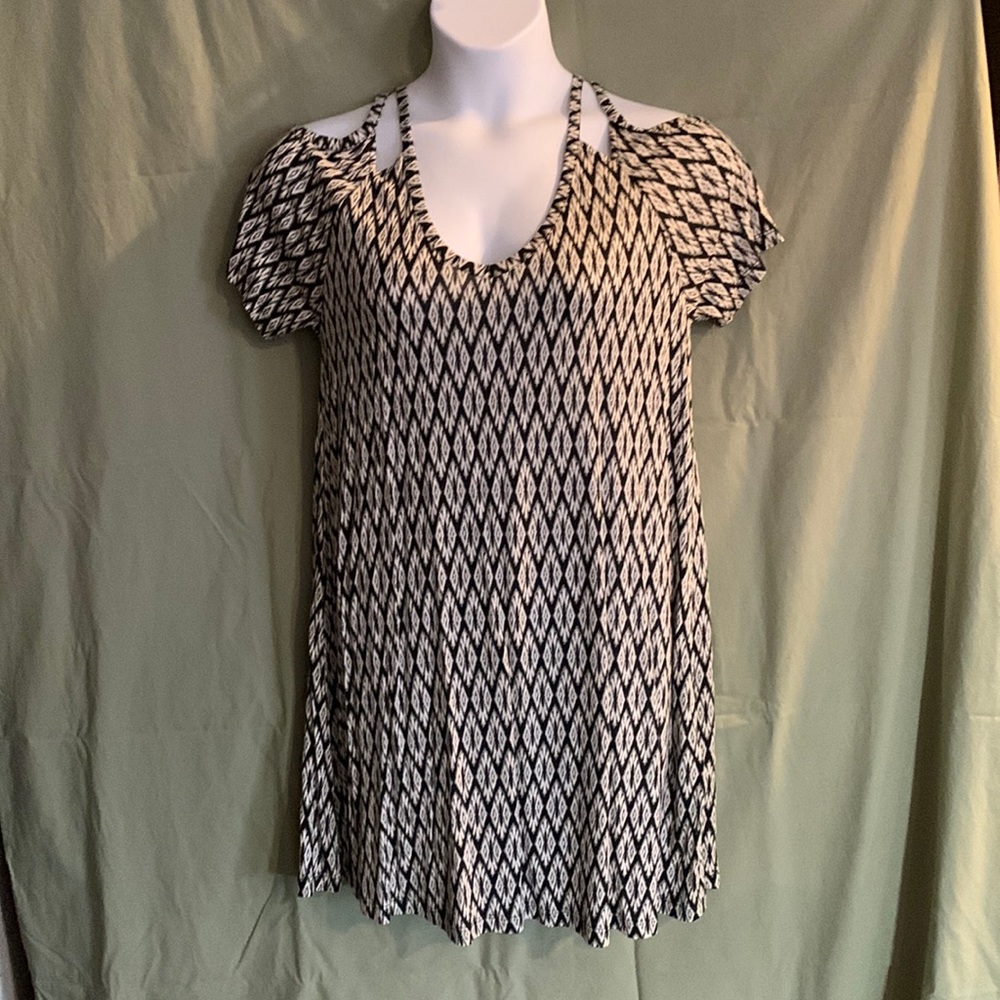 Lascana cold shoulder strappy dress